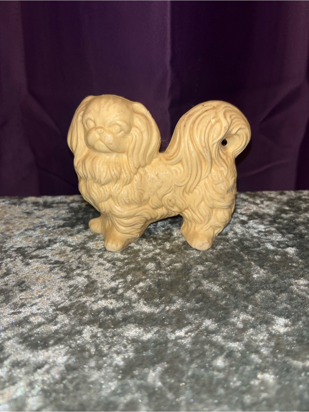 Avon Royal Pekingese dog figure
